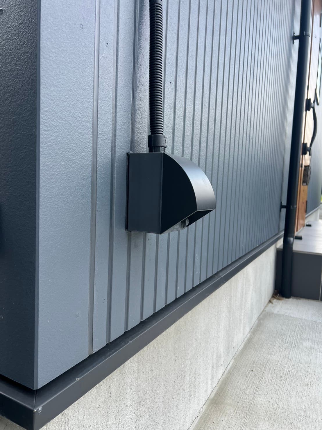 防犯カメラ設置の施工写真 1